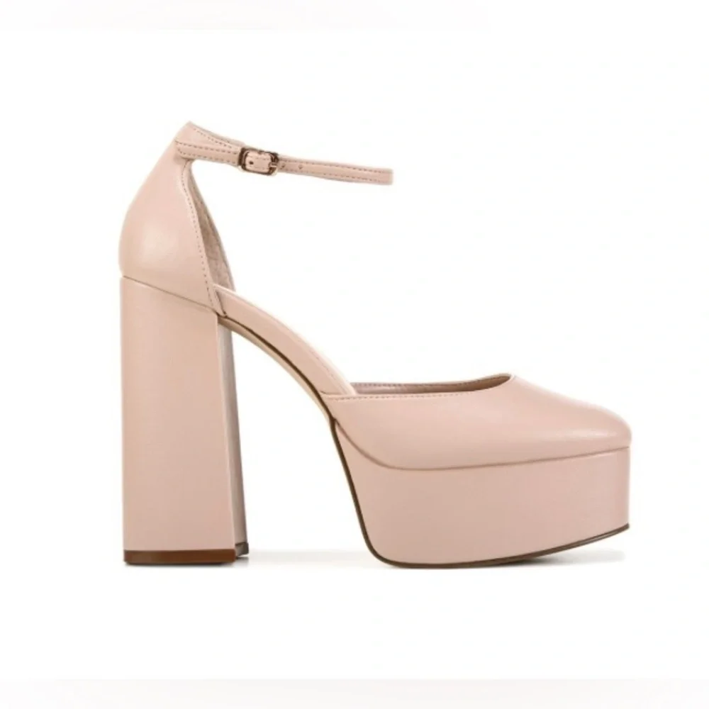 NEW Madden Girl Women’s Dion Platform Pumps Blush Pink Size 8.5M